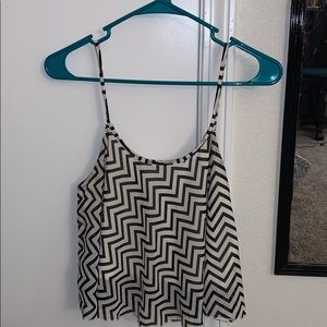 Rue 21 | Patterned Loose Crop Top | M